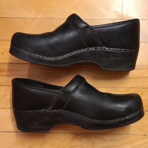 L.L. Bean Black Clogs, Size 40